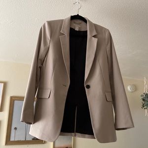 gray oversized fit blazer